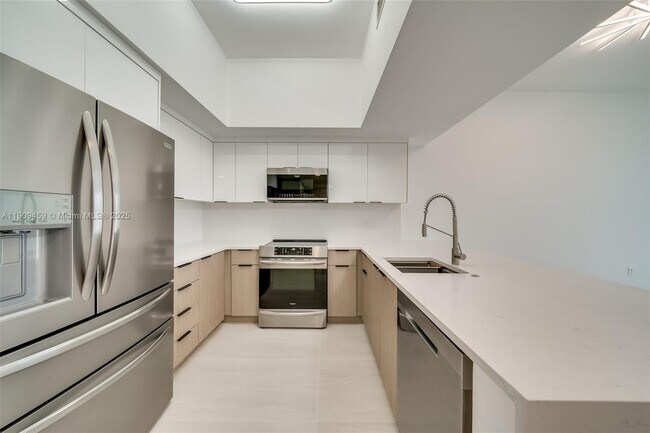 Photo - 140 S Dixie Hwy Unit 1007