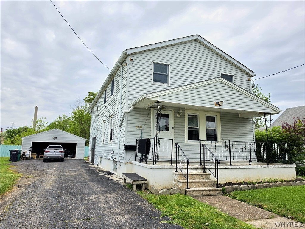 Photo - 508 59th St