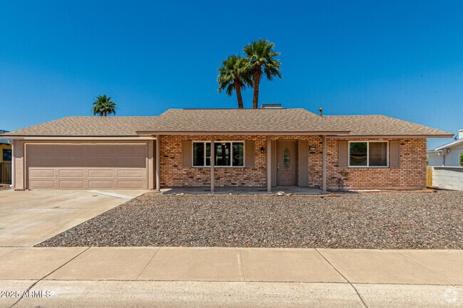 Building Photo - 10216 N 110th Ave Rental
