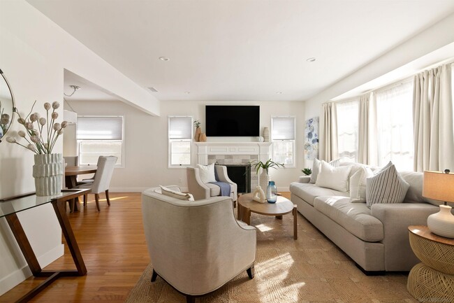 5673 La Jolla Hermosa Ave