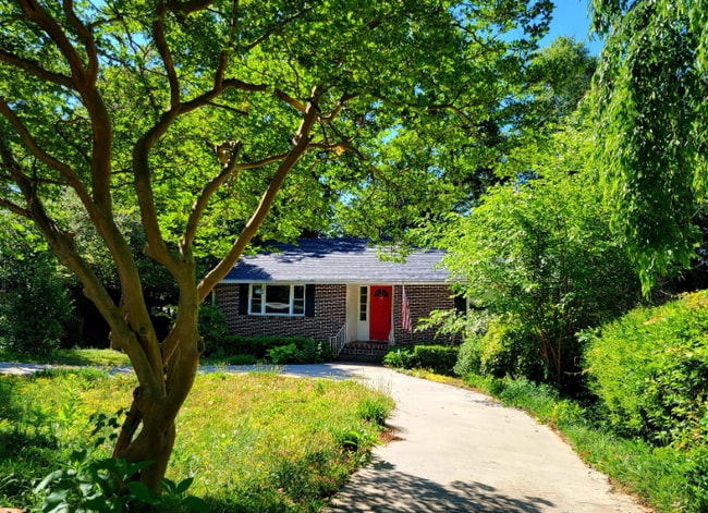 Photo - 20 N Garden Cir