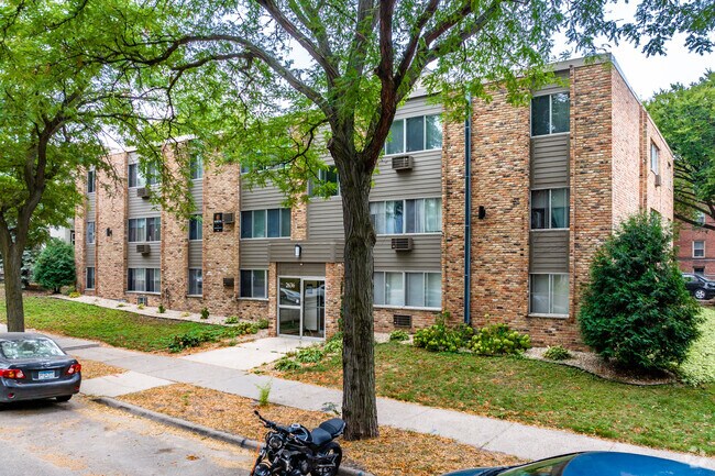 Photo - 2636 Fremont Ave S