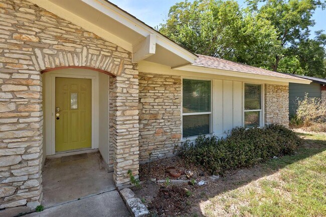 6109 Glen Meadow Dr