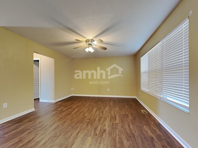 Photo - 6908 Lucia Dr
