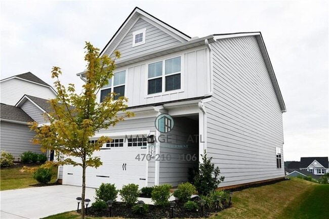 Photo - Pristine, 2-story single-family house in Hoschton
