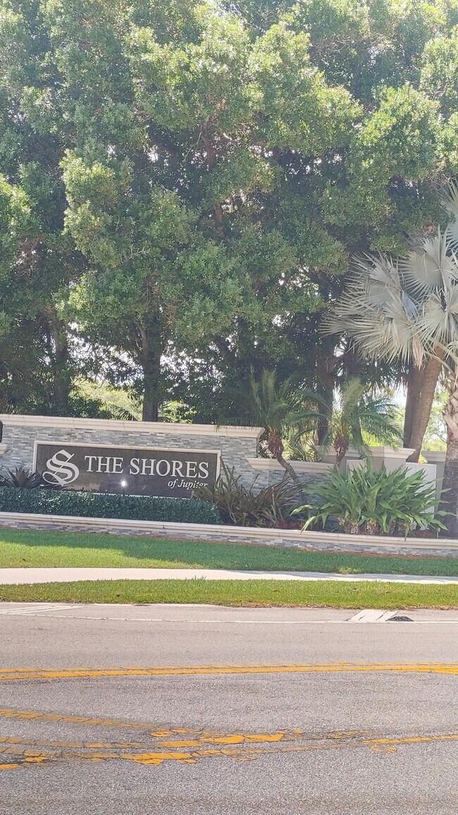 Photo - 6325 Winding Lake Dr