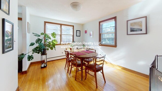 Photo - 24 Saville St