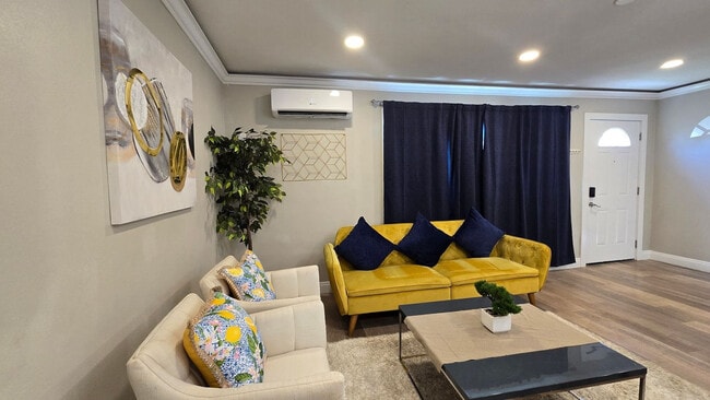 Photo - 1059 Gillespie Dr Unidad ID1471793P