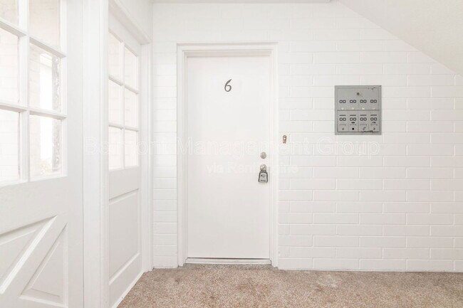 Photo - 96 Columbia St Unit 6