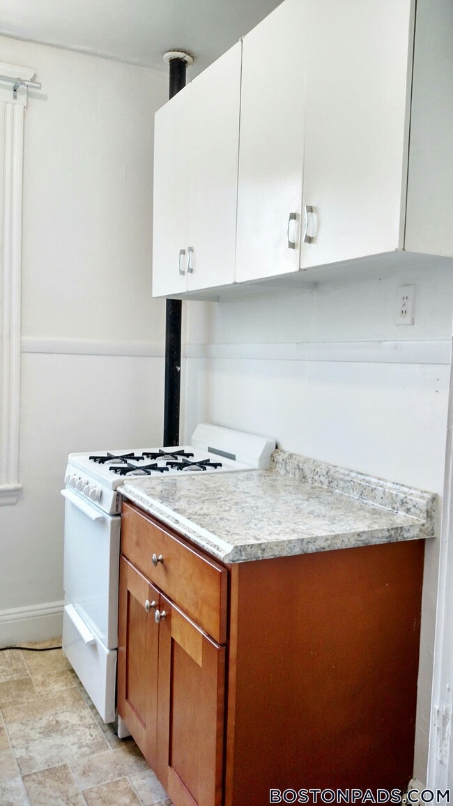 1450 Commonwealth Ave Unit 21