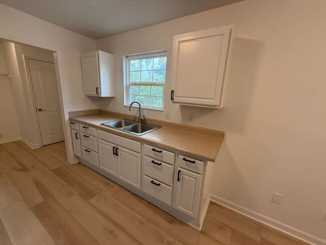 Photo - 317 N Bradley Ave