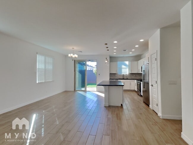 Photo - 9959 W Whitton Ave