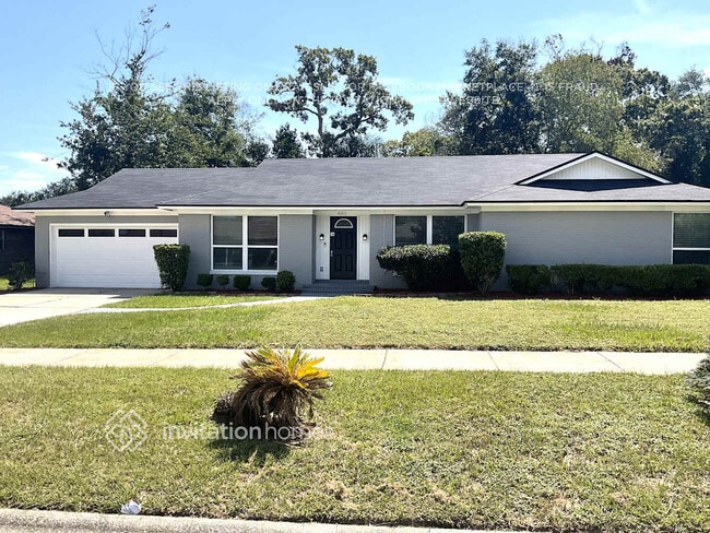 Building Photo - 4063 Greenwillow Ln W Rental