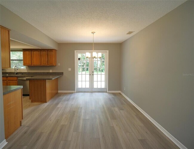 Photo - 6005 Christy Ln