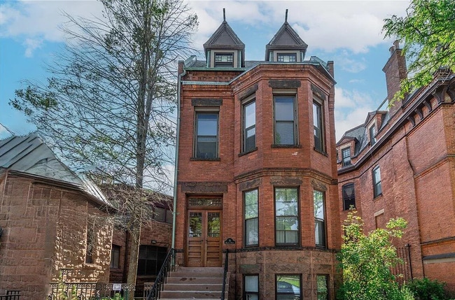 Front of Washington Park, Washer and dryer in unit - 18 Willett St Unit Apt 3