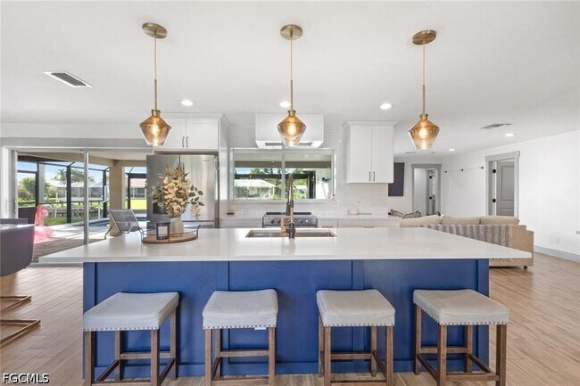 Photo - 2232 SE 27th St
