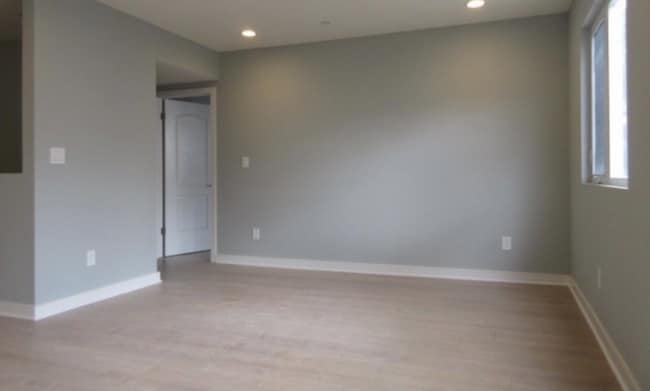 625 N Mariposa Ave