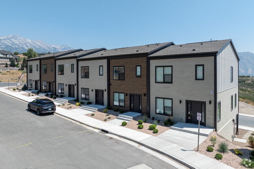 Trailside Townhomes