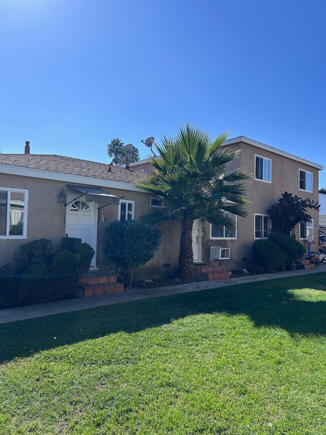 Building Photo - 5549 Costello Ave Unit 5549