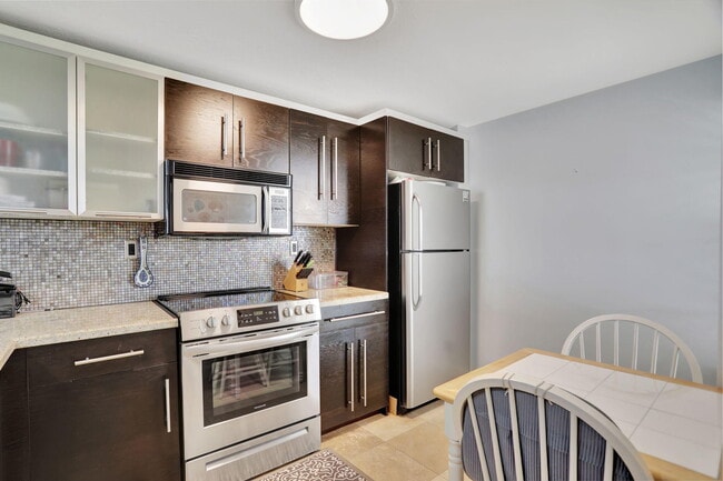 Photo - 4 Royal Palm Way Unit 6020