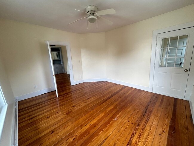 Photo - 15-Poplar-St Unit 2