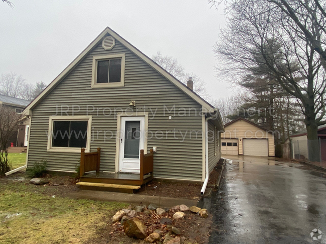 Building Photo - 3148 Robinson Rd Rental