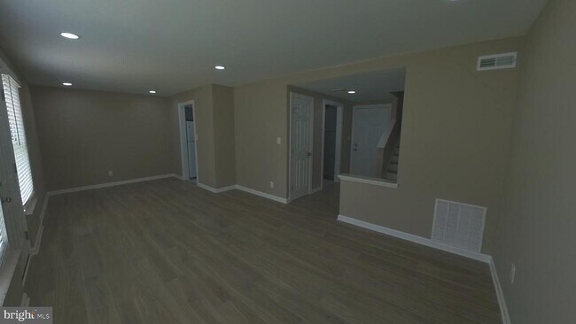 Photo - 2050 Nike Dr