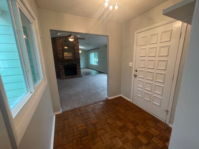 Photo - 3/2 (Northwood Oaks) Beautiful split floor plan home with custom brick accents and large landscap...