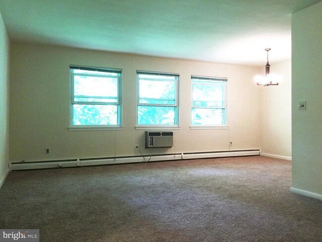 Photo - 1016 W Baltimore Pike Unidad C-12