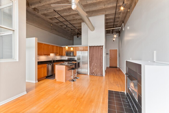 Photo - 1834 Ridge Ave Unit 128
