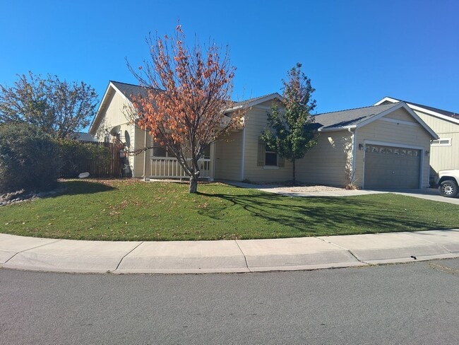 Building Photo - Great 3 Bedroom in Sutro Area