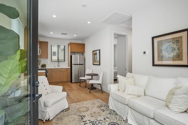 Photo - 1756 Whaley St