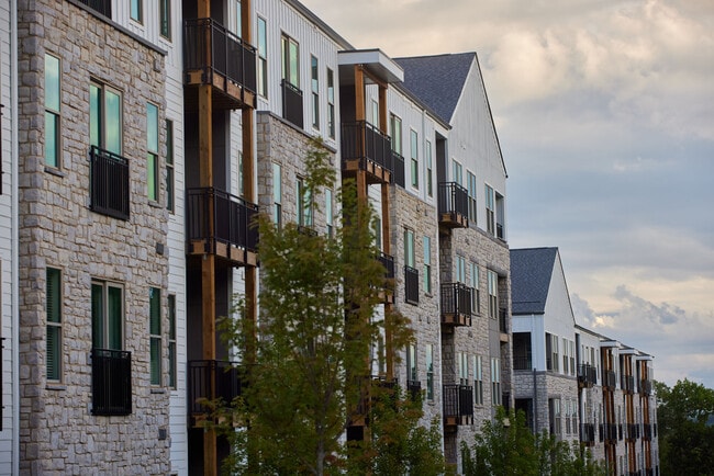 NOVEL Mallard Creek by Crescent Communities