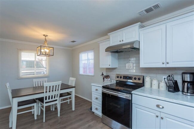 Photo - 7 Oak Dr