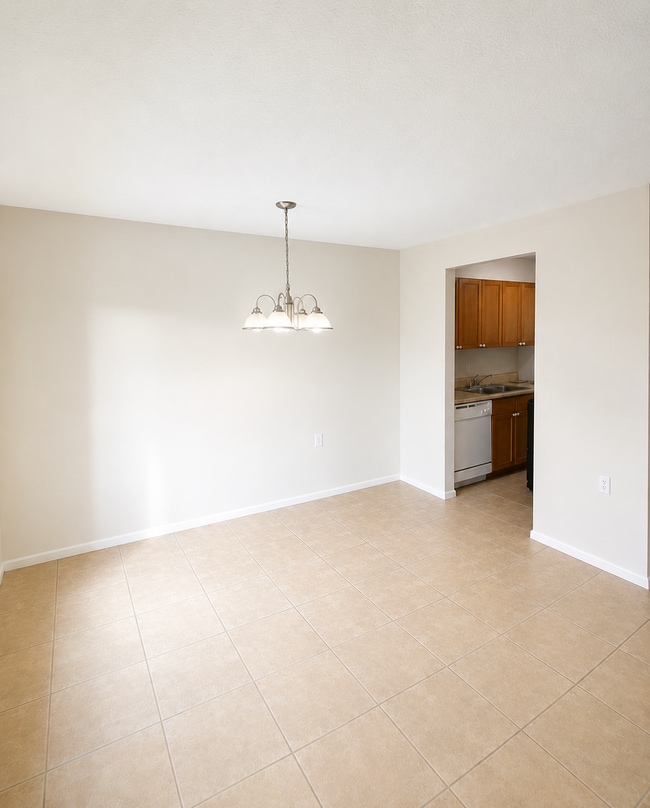Photo - 2 bedroom, 1 bath condo GREAT DEAL