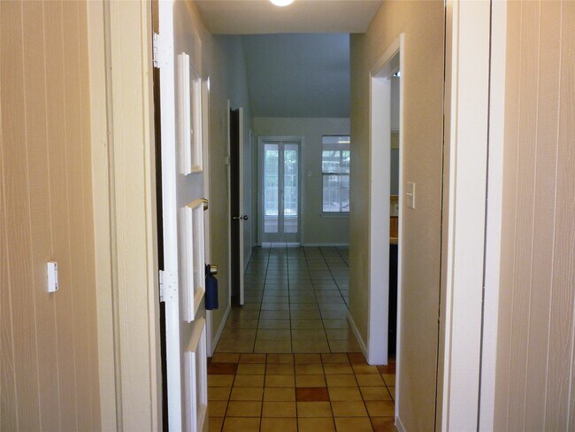 Photo - 7207 Grackle Dr