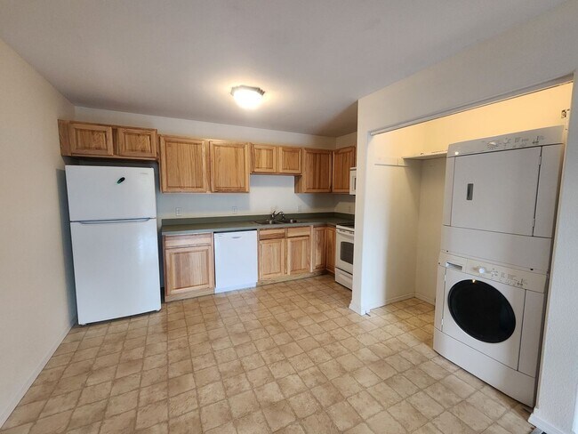 Photo - 3 bed 2 bath Condo for Rent in Columbia Falls, MT. $2,100/month Unit 163A