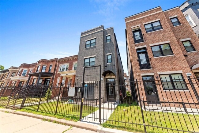 Photo - 6622 S University Ave Apartment Unit 3