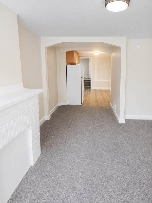 Photo - 127 Dove St