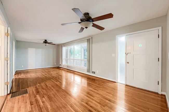 Photo - 109 Hickory Ave