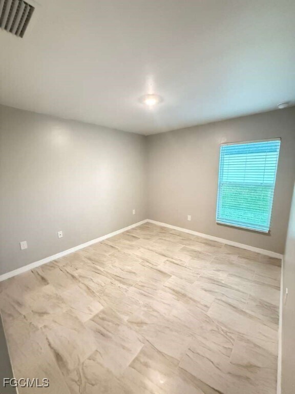 Photo - 5019 Moon Ln