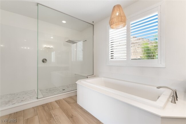 Photo - 6348 Skystone St