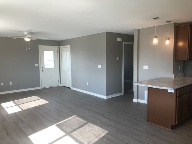 Photo - 220 S Dakota Ave