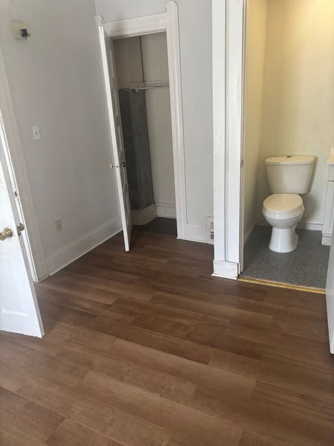 Photo - Section 8 welcome, 3 bedrooms 1.5 Bath. Sp...