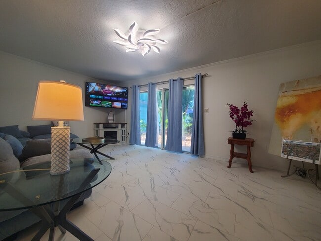 Photo - 279 S Brevard Ave