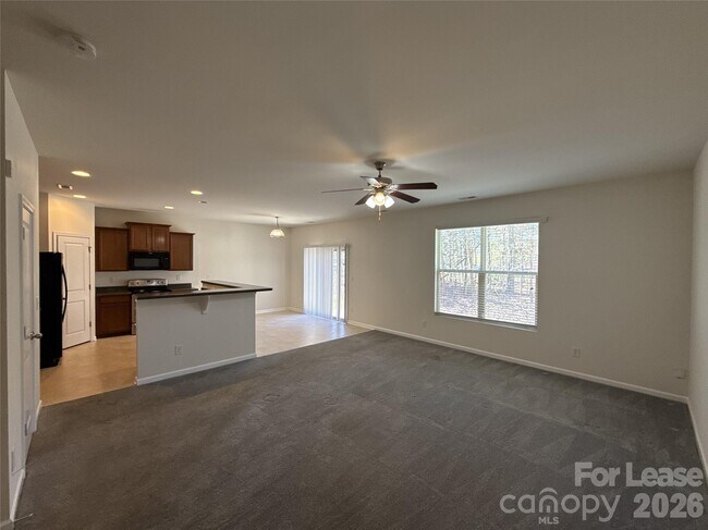 Photo - 354 Cornielle Ln