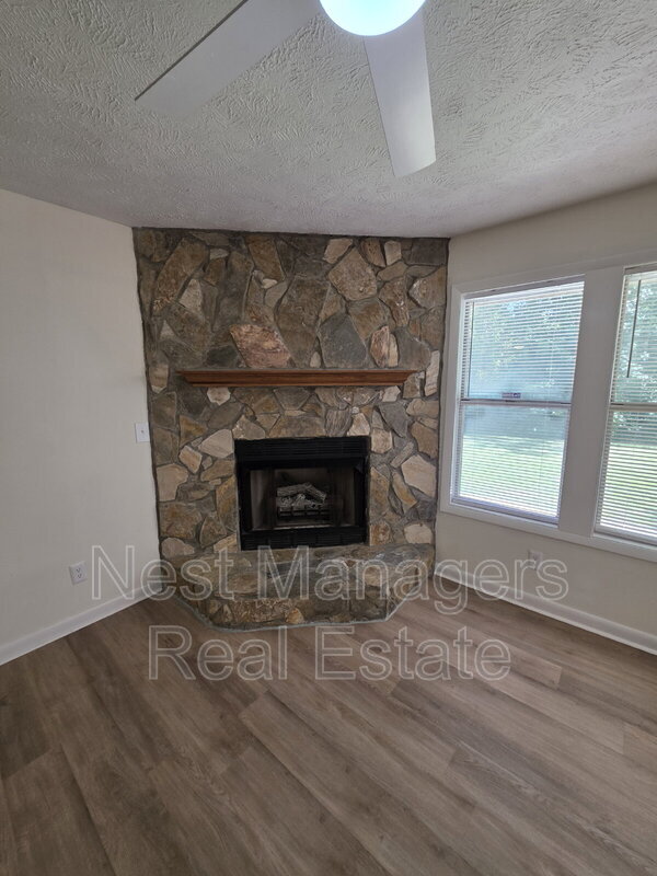 Photo - 6780 Willowbrook Dr Unit #3