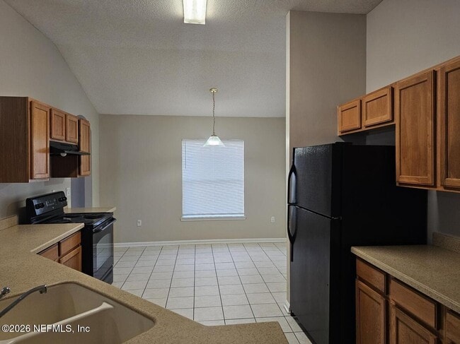 Photo - 1876 Creekview Dr