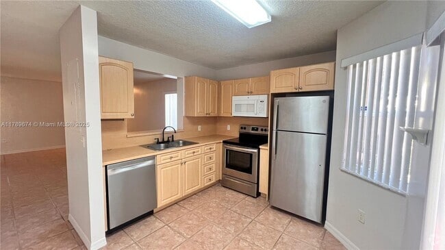 Building Photo - 7820 NW 7th St Rental