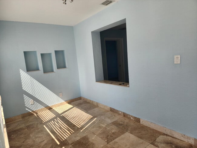 Photo - 413 SW 16th St